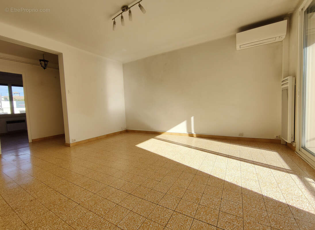 Appartement à NIMES