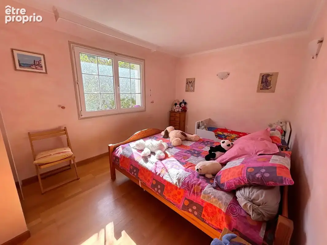 A vendre, la Celle, bastide provençale de 158m² sur 5525m² de terrain - photo 9