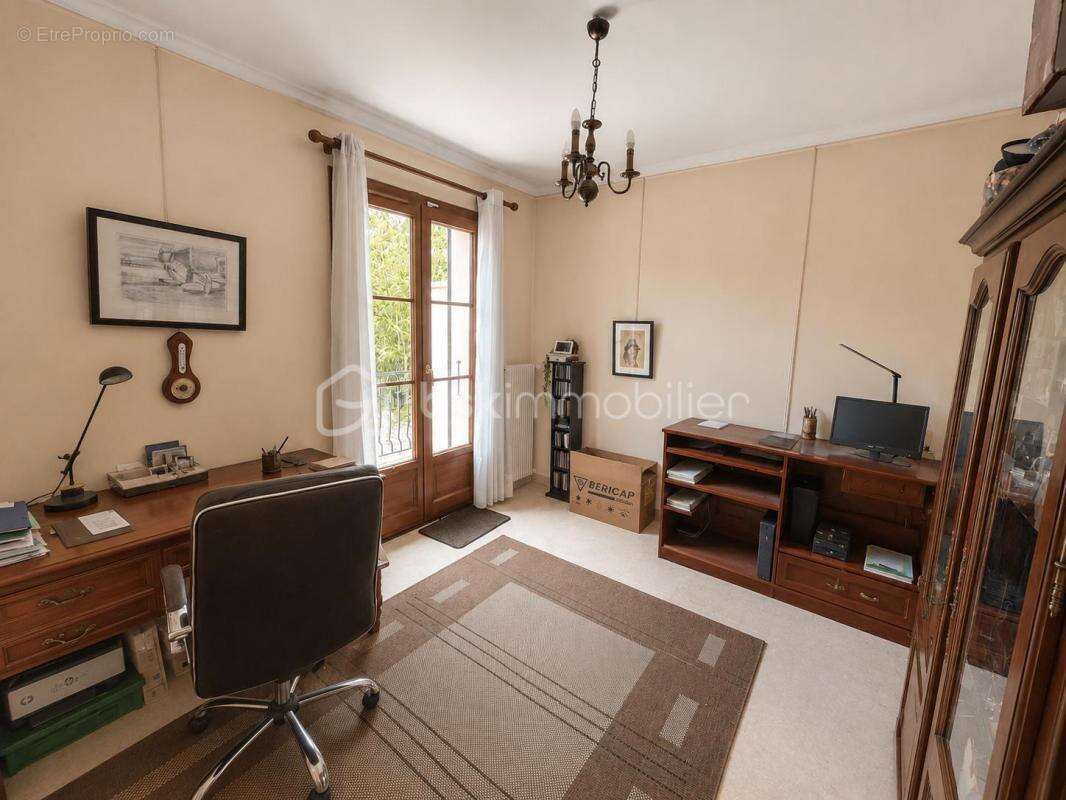 Maison familiale de 160 m² habitables sur 517 m² de terrain – Sous-sol total - photo 10