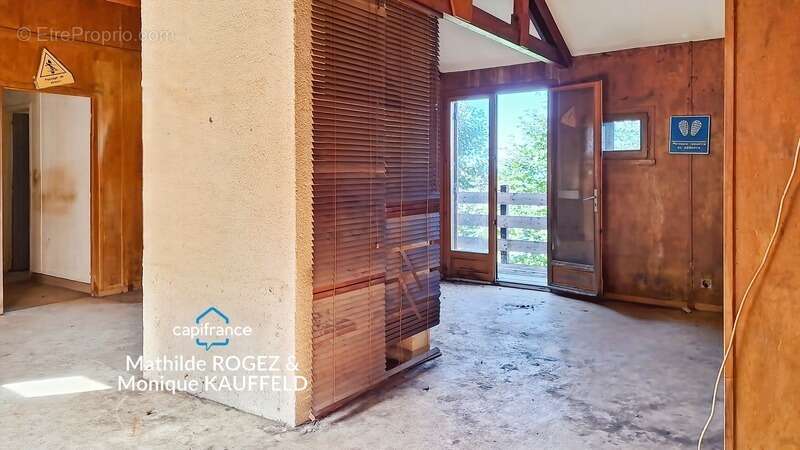 Saint-Pierre-la-Bourlhonne – Chalet 56 m² avec vue, à 4 min du col du Béal - photo 10