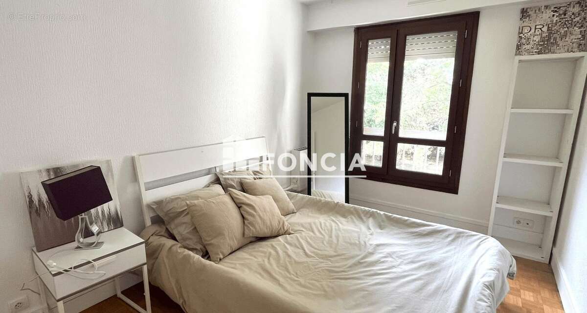 Appartement à VERSAILLES