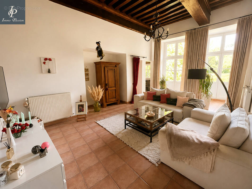 Appartement à BEIRE-LE-CHATEL