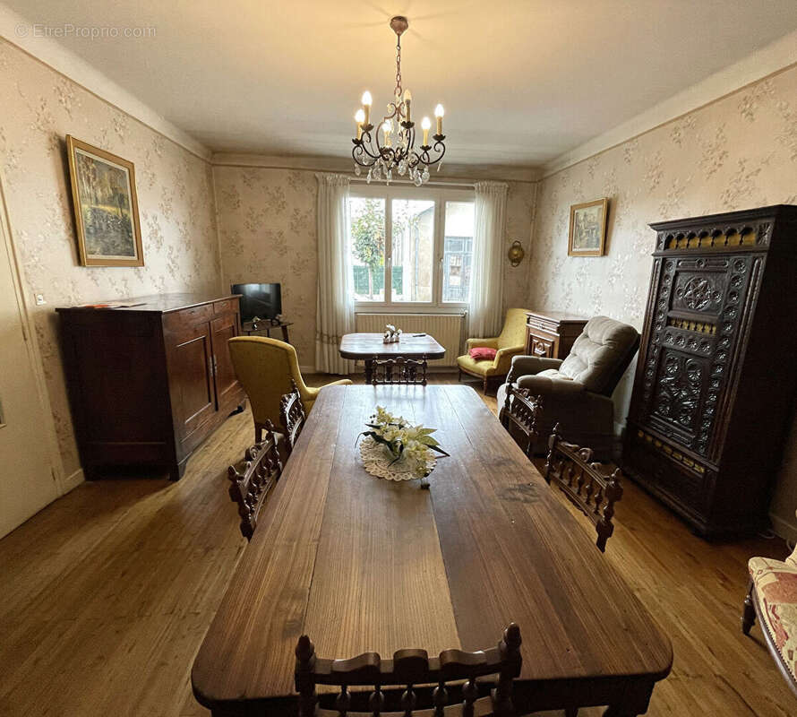 Maison à MONSEMPRON-LIBOS