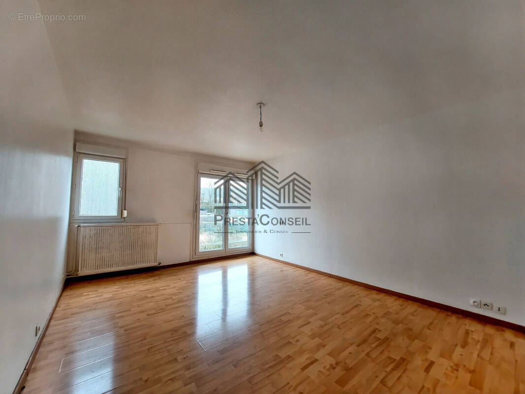 Appartement à LERY