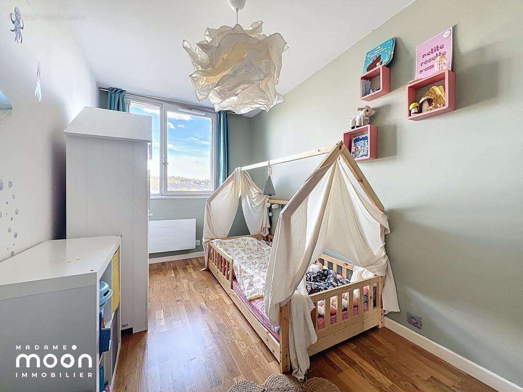 Appartement à OULLINS