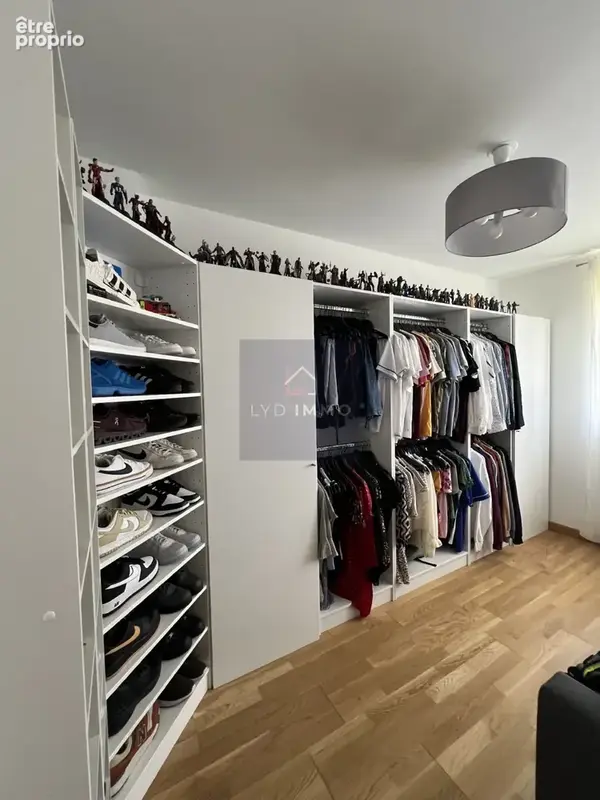 Appartement T3 avec terrasse et garage - photo 8