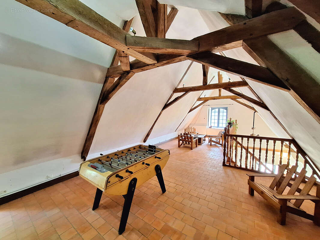 Longère de caractère avec 5 chambres - photo 18