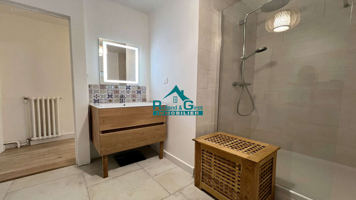 Maison à NOYAL-SUR-VILAINE