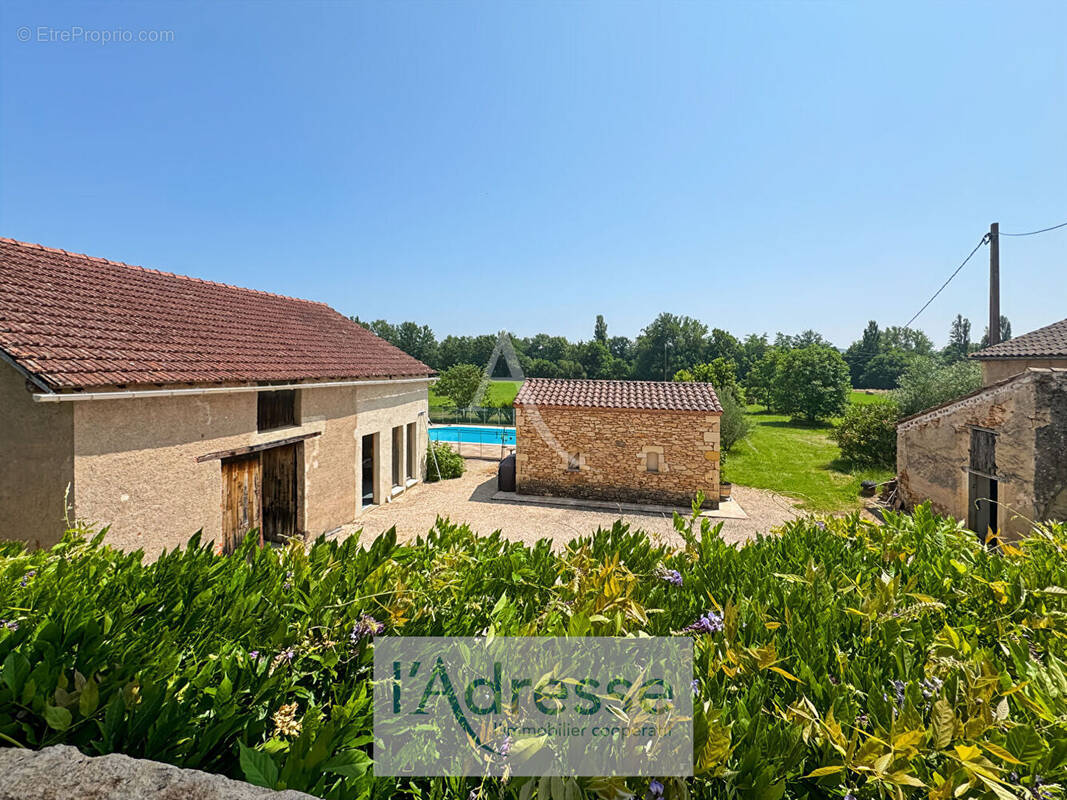 Maison à DURAVEL