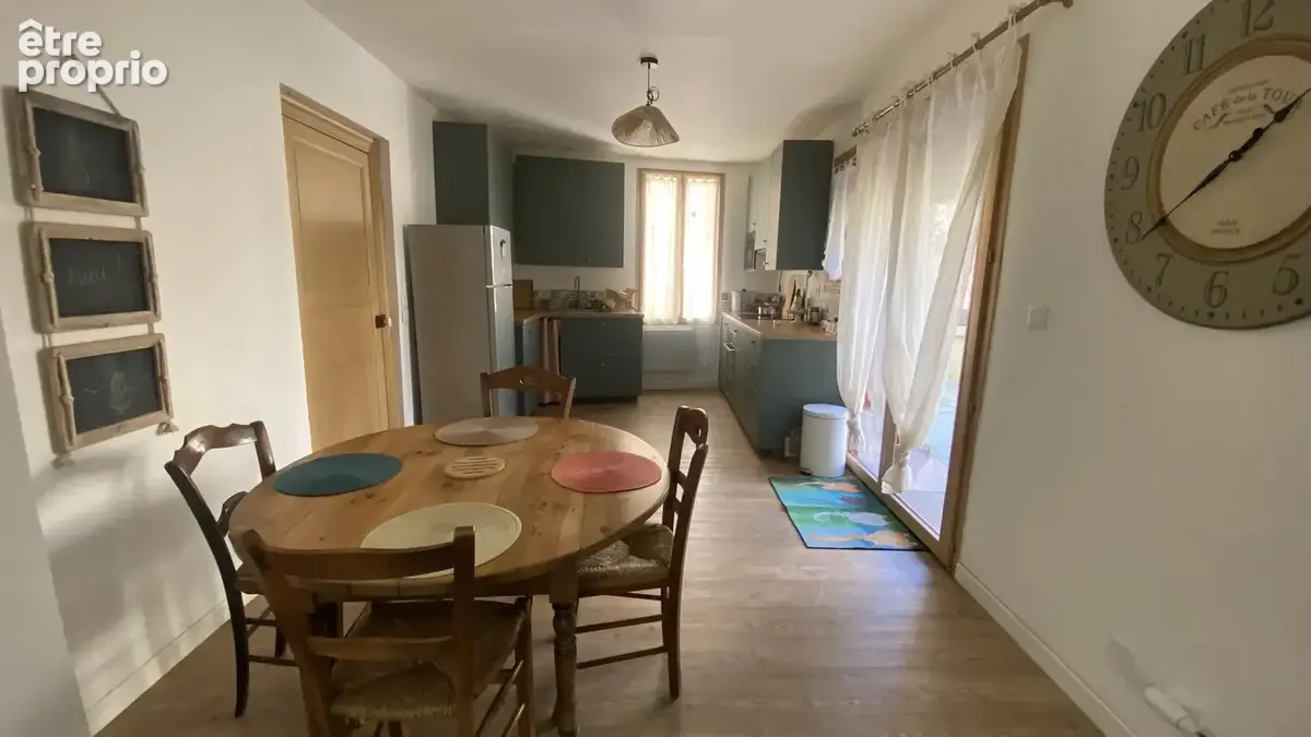 A vendre PARAZA   Maison de village T4 de 108 m2 avec terrasse - photo 5