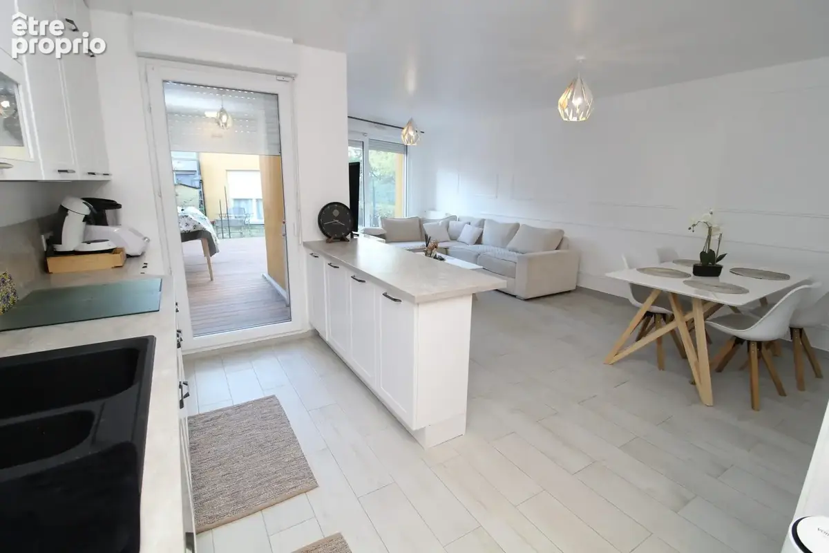 Appartement 4 pièces 80 m² à vendre à Guyancourt (78280) - photo 5