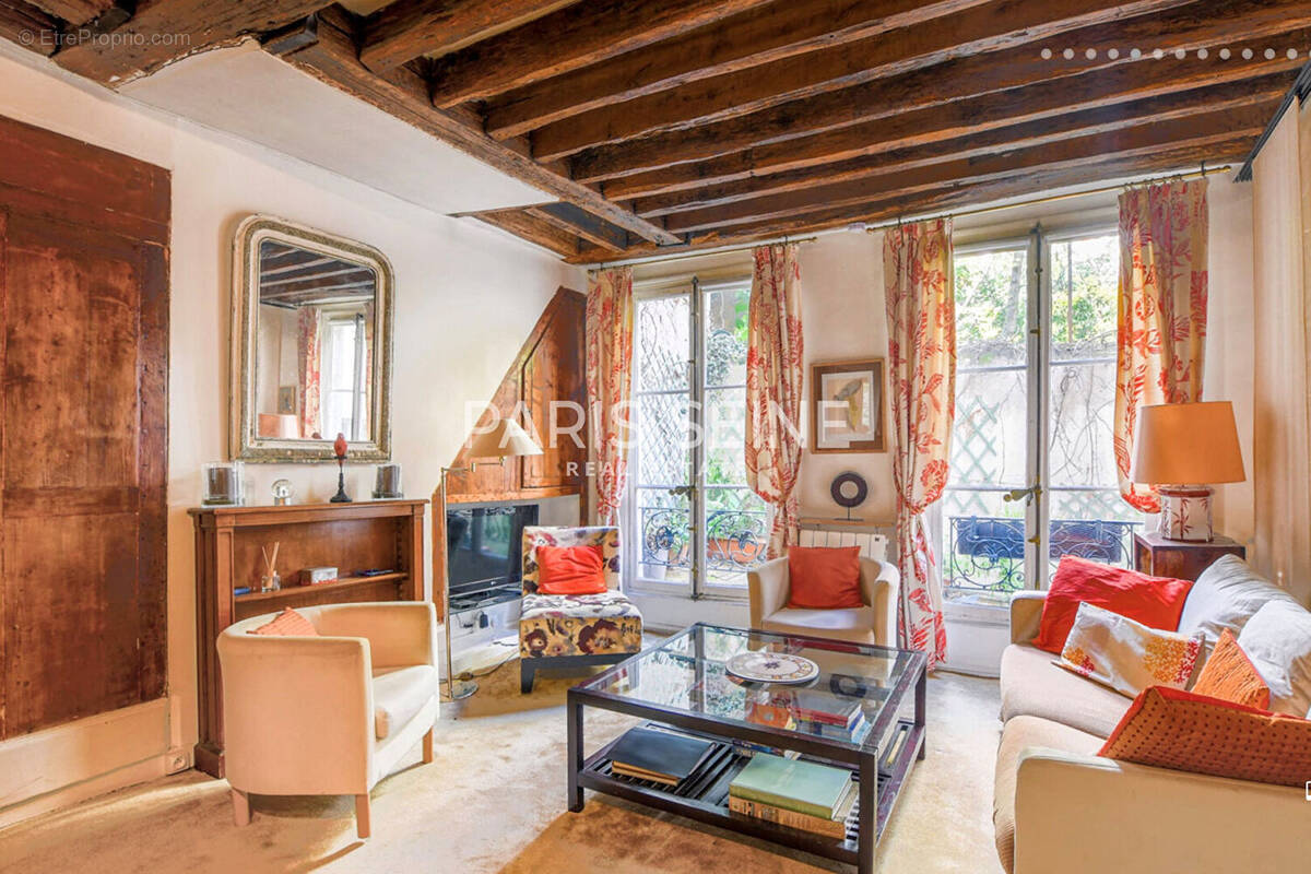 Appartement à PARIS-6E
