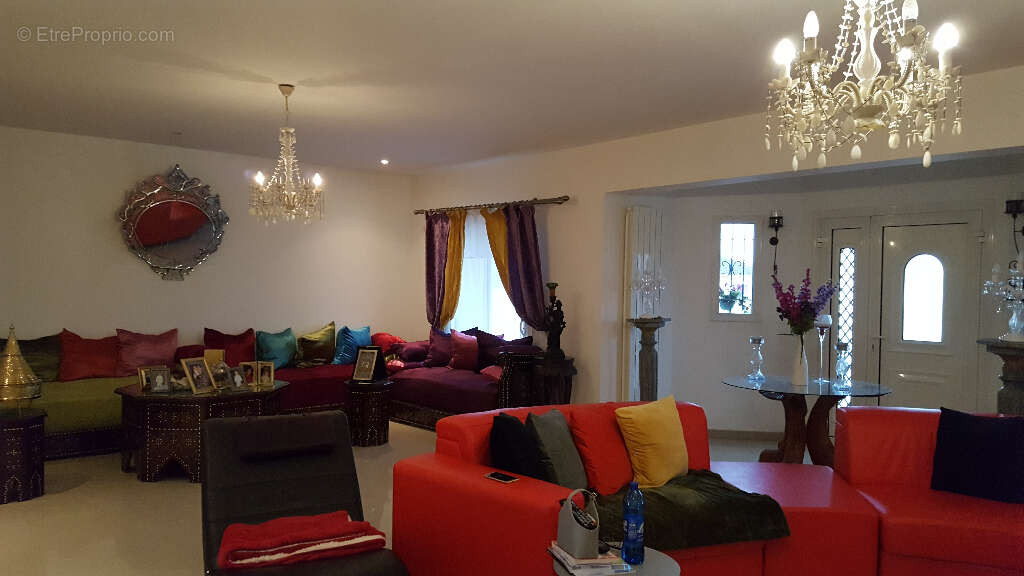 Maison à CUSSAC-FORT-MEDOC