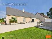 Photo 1 - Maison à SAINT-FRAIMBAULT-DE-PRIERES