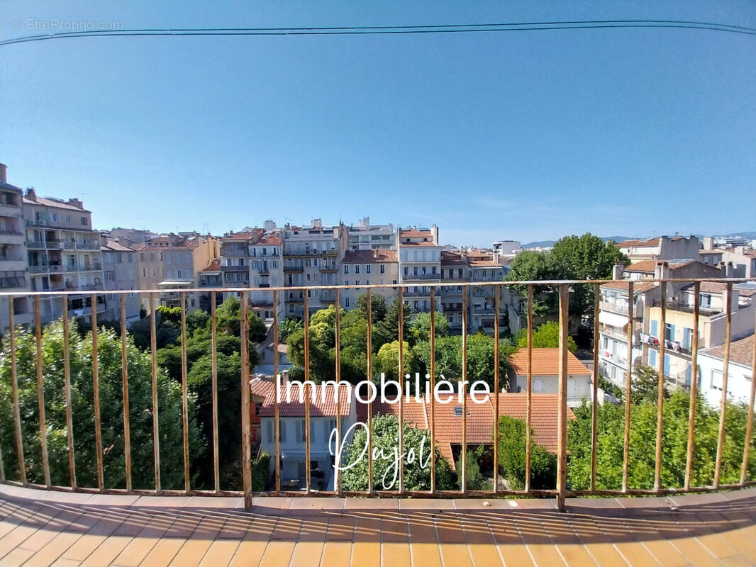 Appartement à MARSEILLE-8E