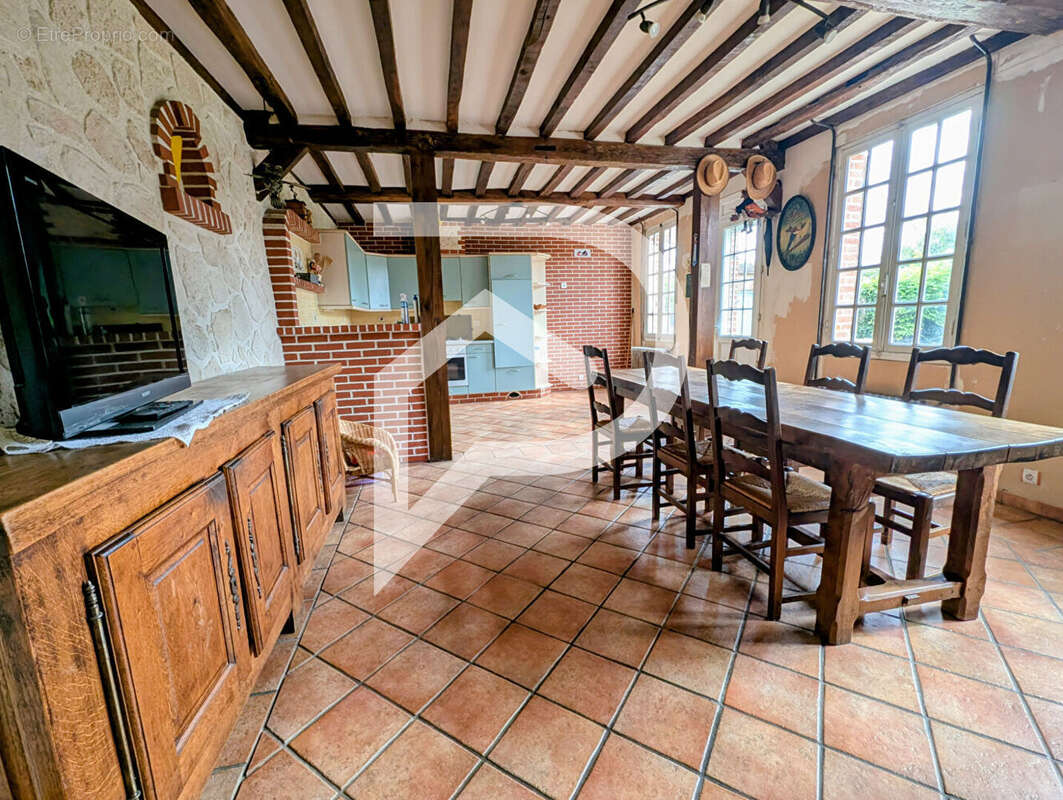 Maison à AMBLAINVILLE