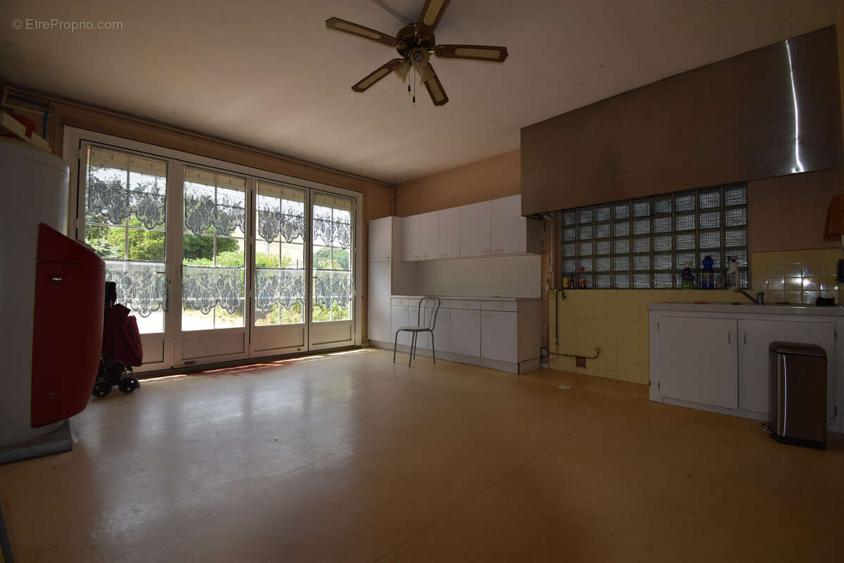 AUTERIVE (31190) Maison de ville 7 pièces 280 m2 - photo 8
