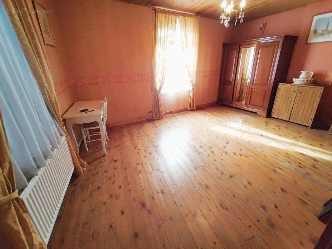 Maison à LE CATEAU-CAMBRESIS