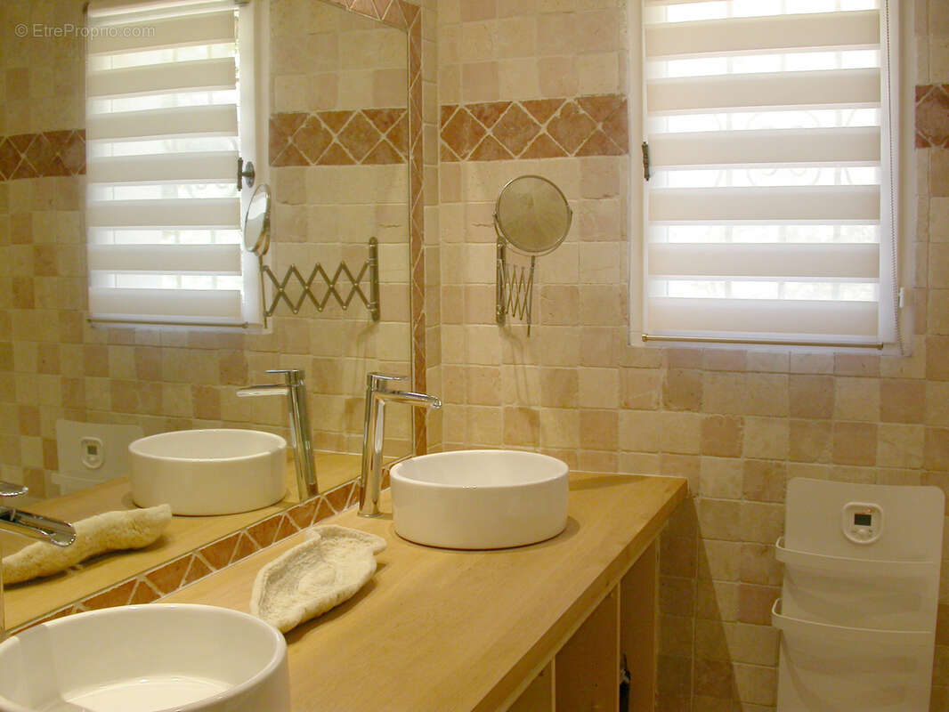 Maison à PLAN-DE-LA-TOUR