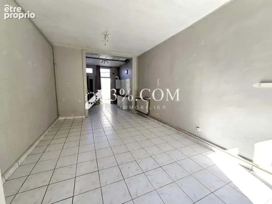 Maison avec 4 chambres + cour - photo 2