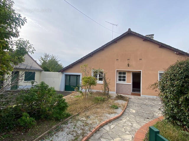 Maison à BRETTE-LES-PINS