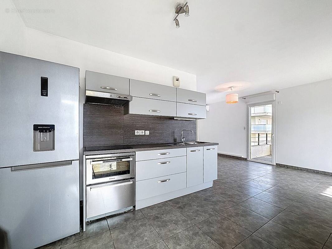 Appartement à JUVIGNAC