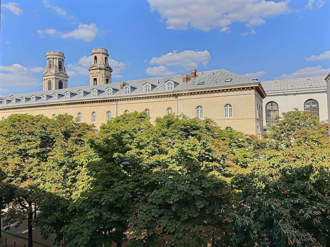 Appartement à PARIS-6E