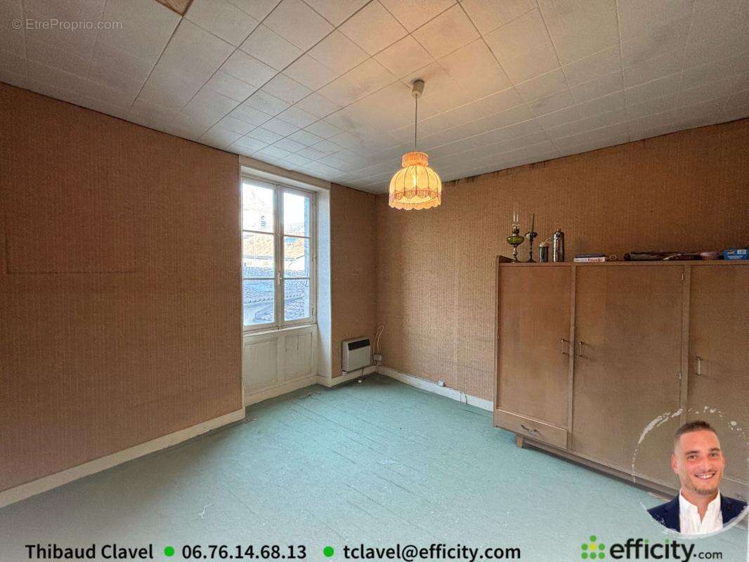 Appartement à CHASSENEUIL-SUR-BONNIEURE