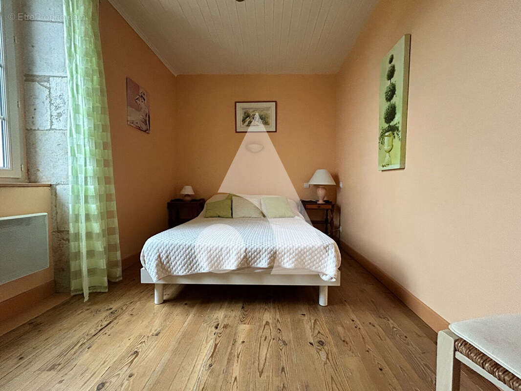 Maison à SAINT-MATRE