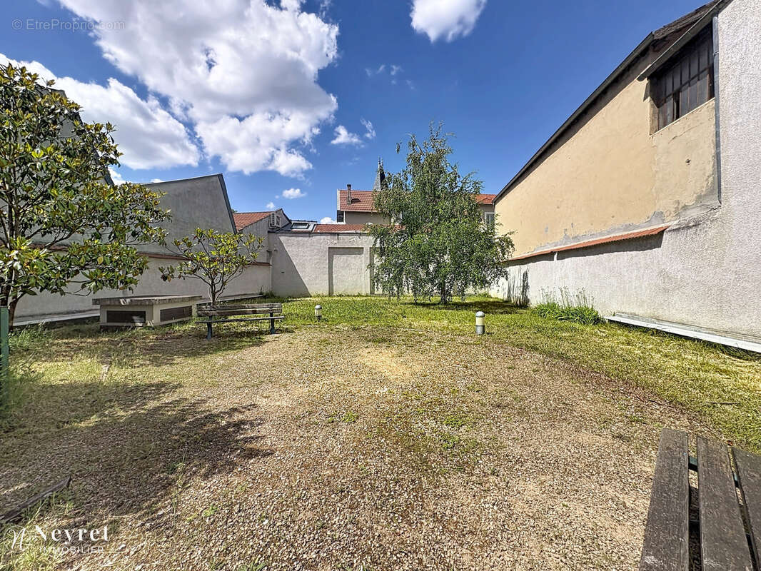 Appartement à VILLEURBANNE