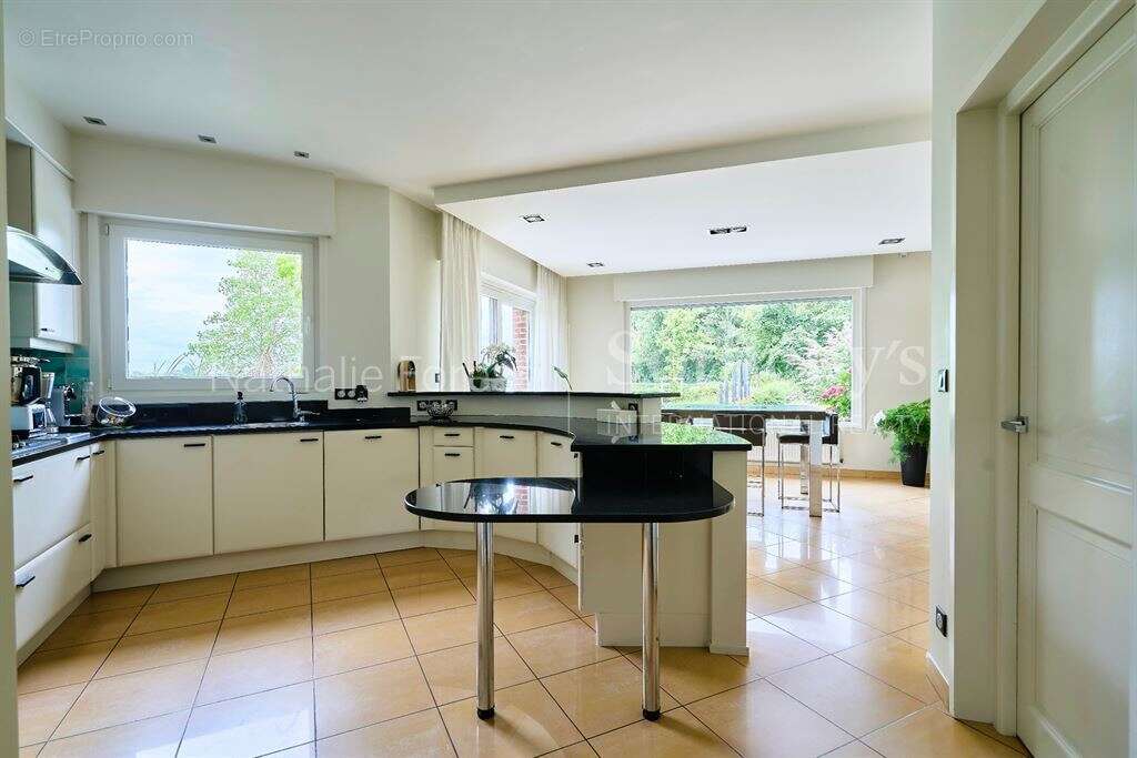 Maison à RADINGHEM-EN-WEPPES