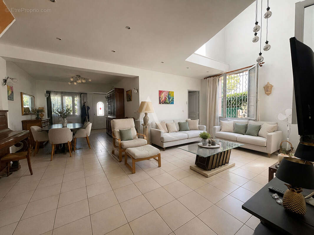 Maison à MARSEILLE-8E