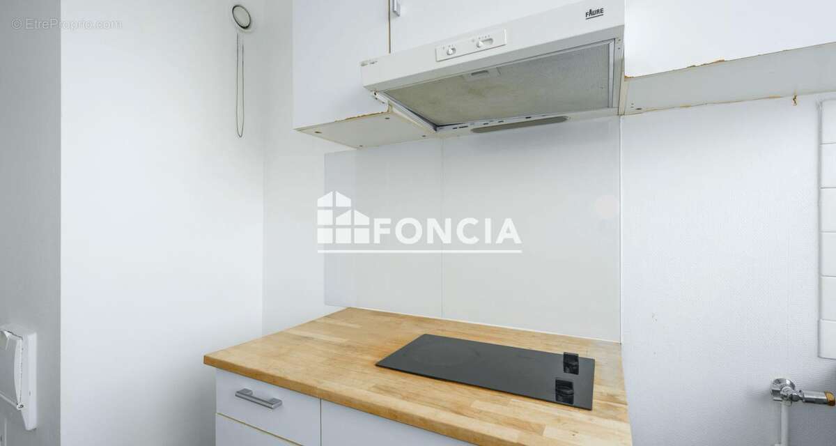 Porte de choisy - 2 pieces (43 m2) vue degagee - cave et parking - photo 6