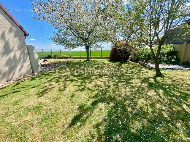 Jolie maison familiale de 180 m² au calme avec grand jardin de 1050 m² au coeur de la Beauce - photo 6