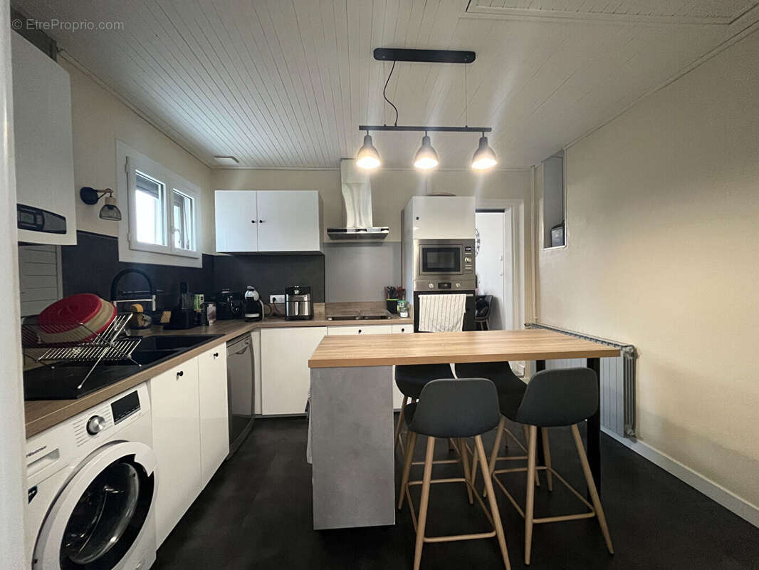 Maison à VARENNES-VAUZELLES