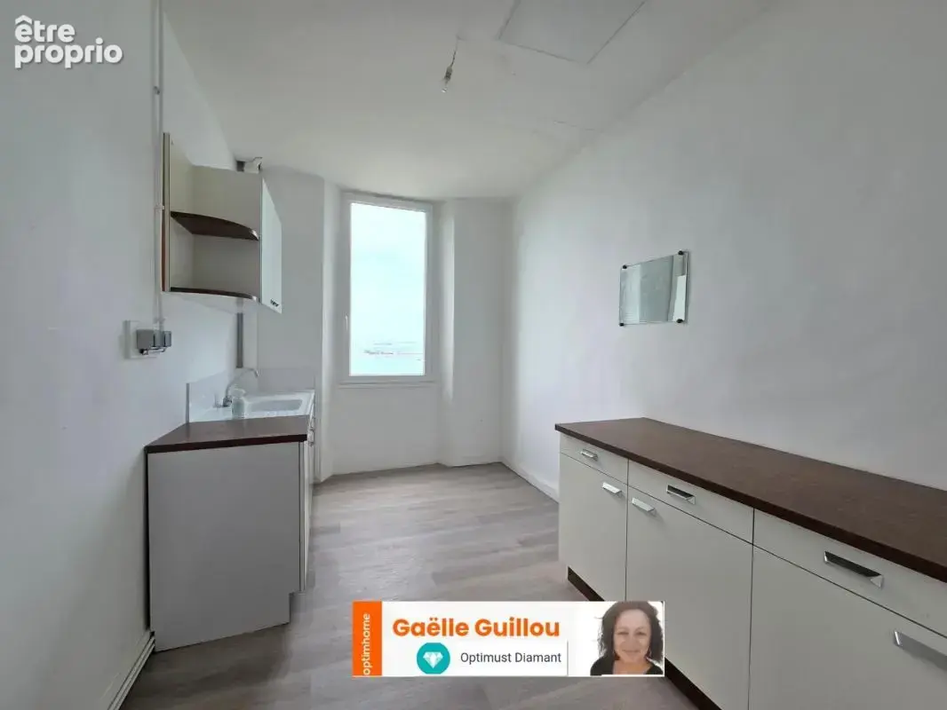 St pol de Léon - Appartement 4 pièces - 58m²- Vue mer - Place de parking + cave - photo 4