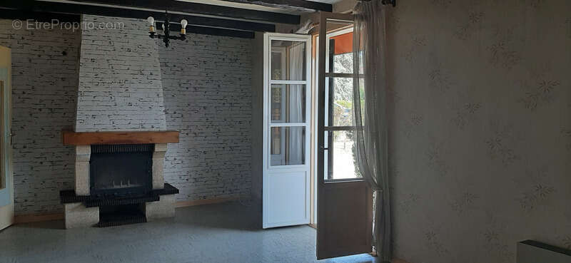 Maison à GUEUGNON