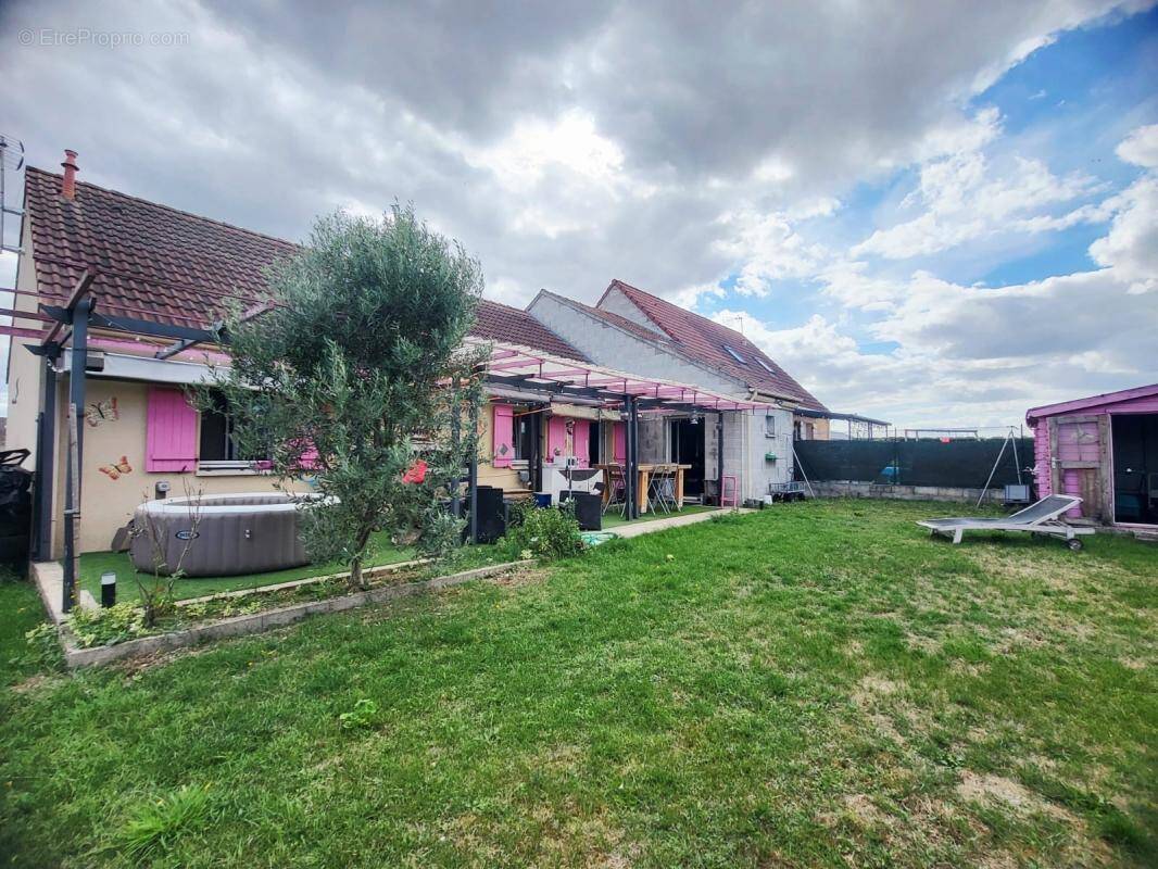 Maison à ANGERVILLE