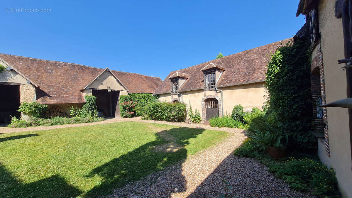 Maison à MAINTENON