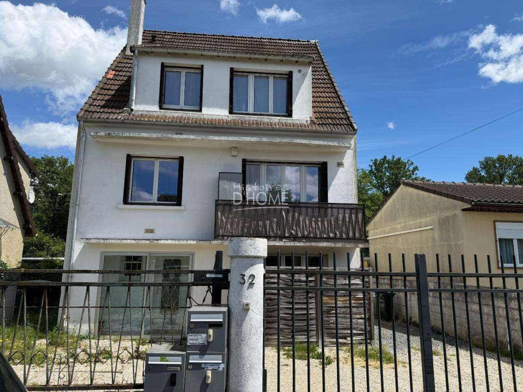 Appartement à OZOIR-LA-FERRIERE