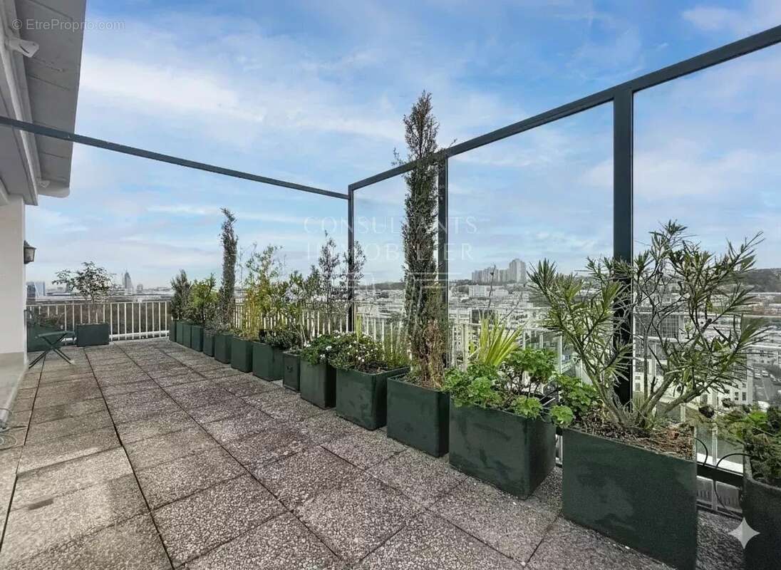 Appartement à BOULOGNE-BILLANCOURT