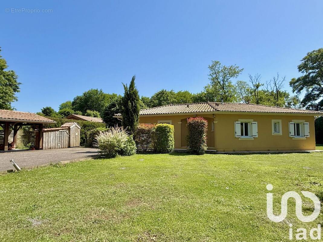 Photo 1 - Maison à SALLES