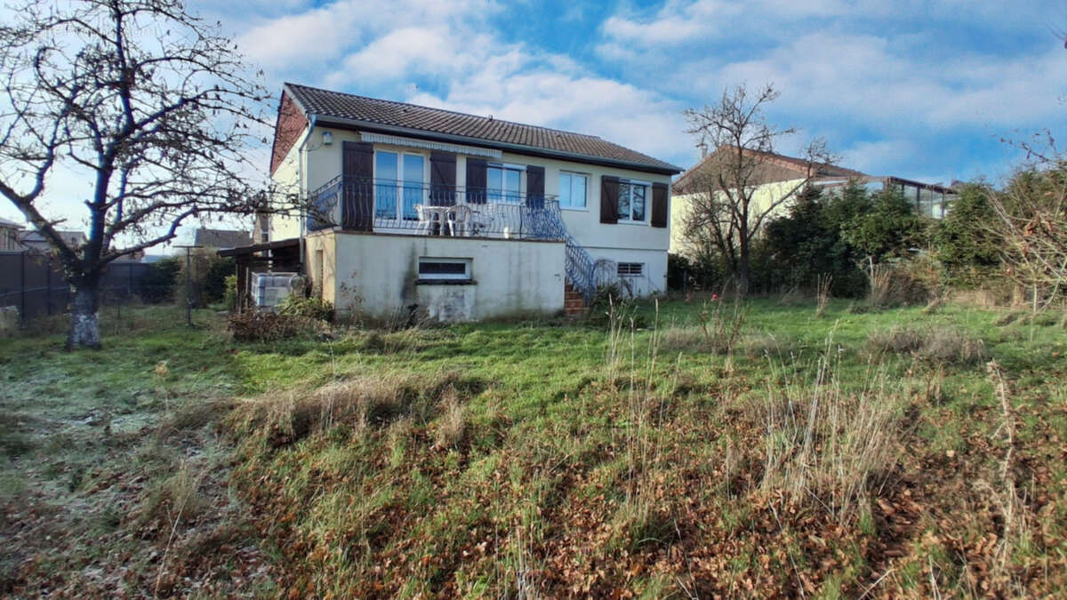 Maison à PONTOY