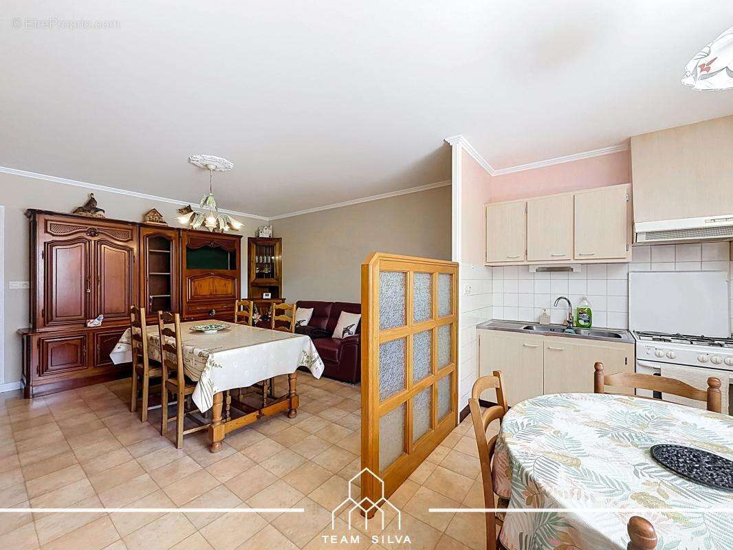 Maison 110 m² à Communay  - photo 5