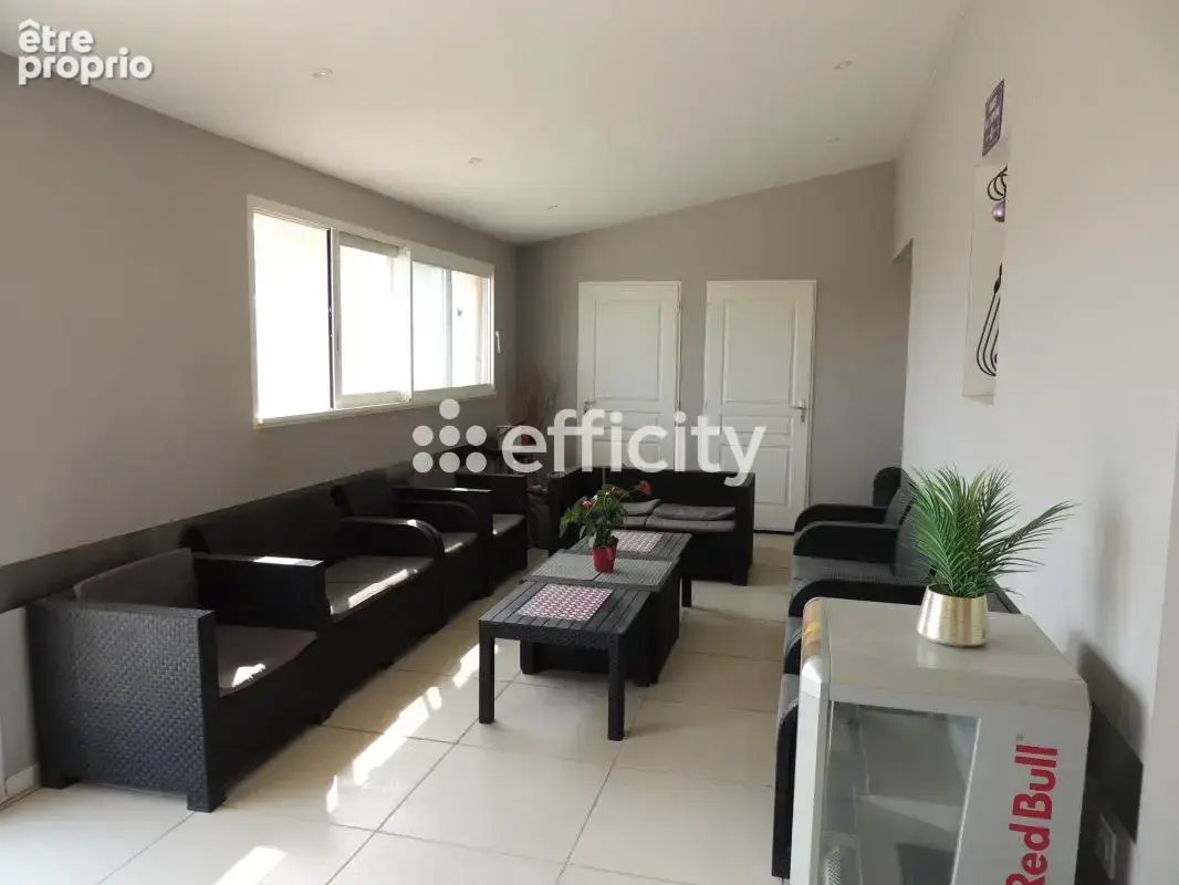 Maison 9 pièces 305 m² à vendre à Paulhan (34230) - photo 10