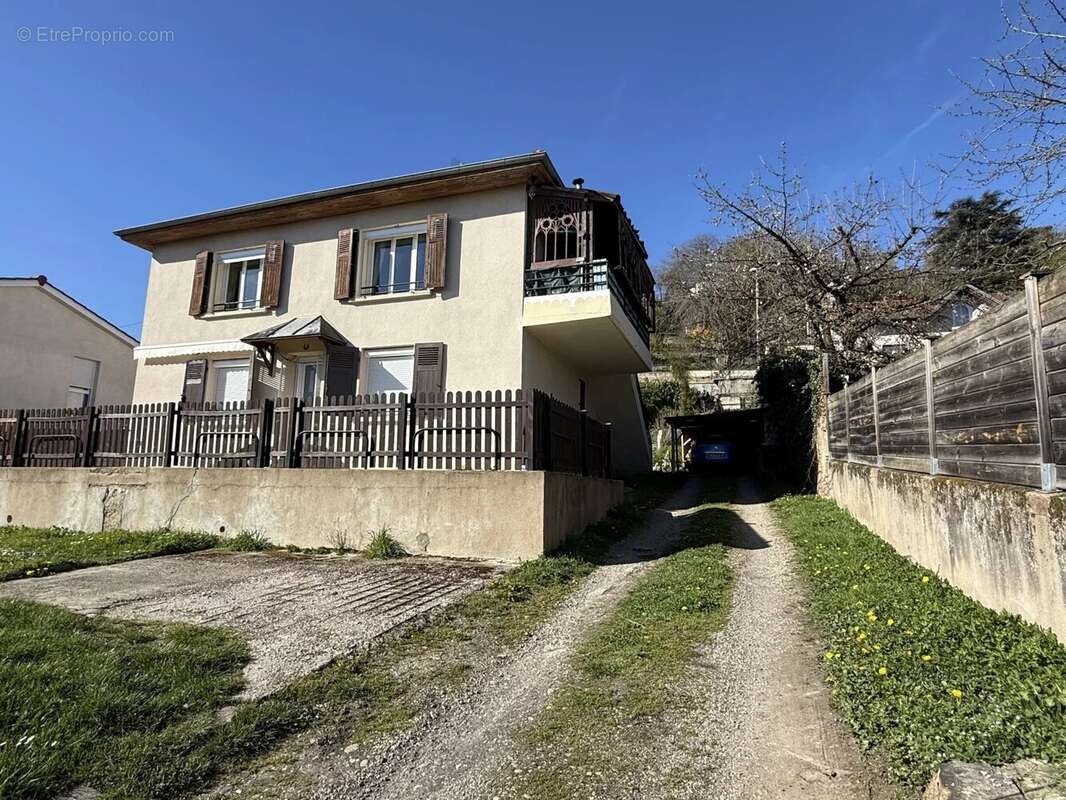 Appartement à TREVOUX