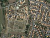 Terrain à SAINT-MACAIRE-EN-MAUGES