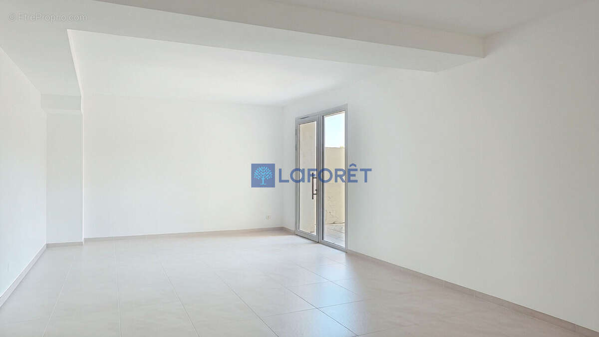 Local commercial Marseille 170 m2 - photo 4