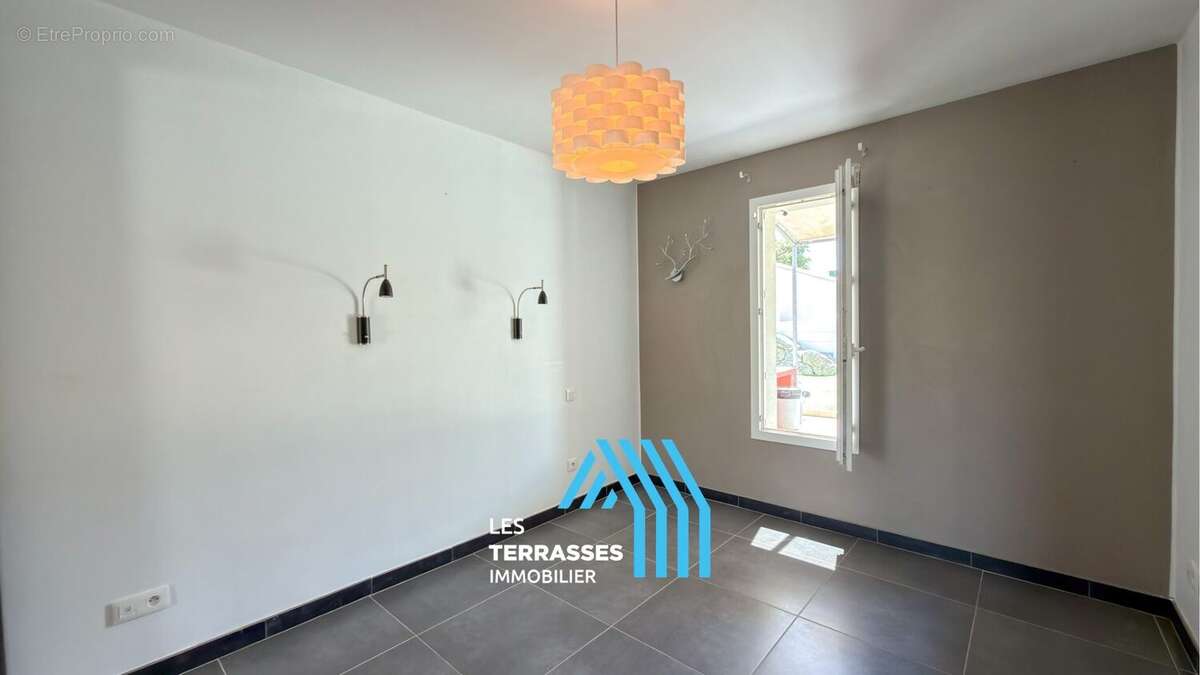 Maison 117 m² à Montelimar  - photo 9