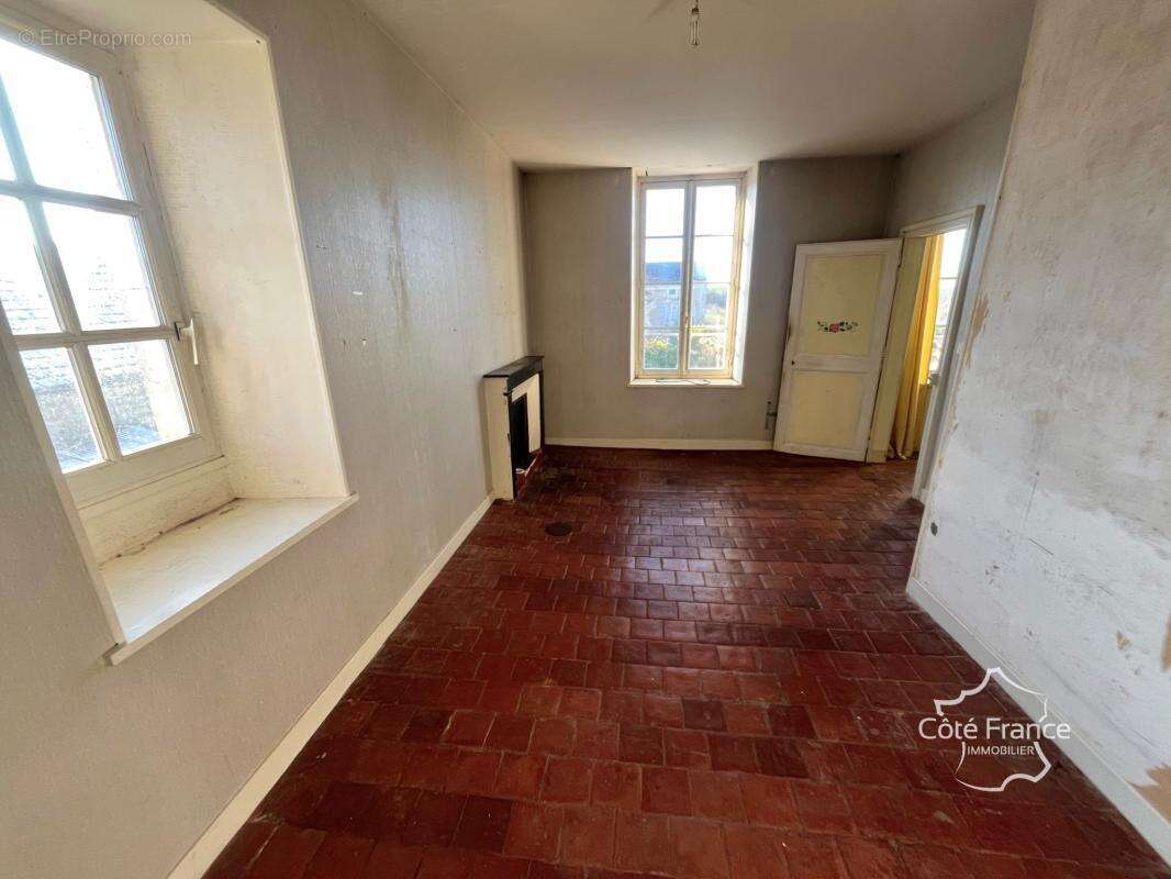 Maison bourgeoise avec vue dégagée   Calme, terrain et dépen - photo 21